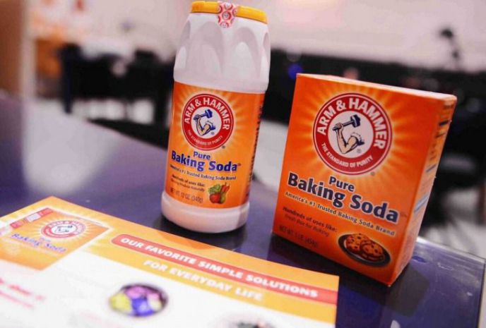 Dùng Baking Soda tẩy sơn nước